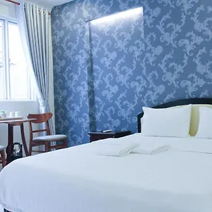 Violet Star And Hô Chi Minh-Ville